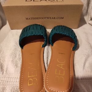 Channel sandals made by Beach by Matisse